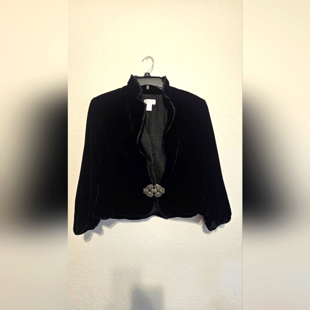 Ann Taylor LOFT Black Velvet Bolero Jacket – Size 10
